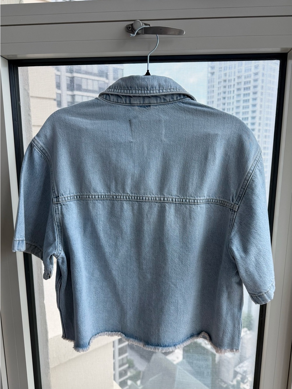 NWT AllSaints Women’s Short Sleeve Light Wash Denim Button-Up Shirt Jacket - M - Picture 2 of 10